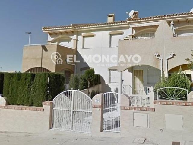Fantástico adosado con terraza privada en Torrevieja, Alicante, Costa Blanca