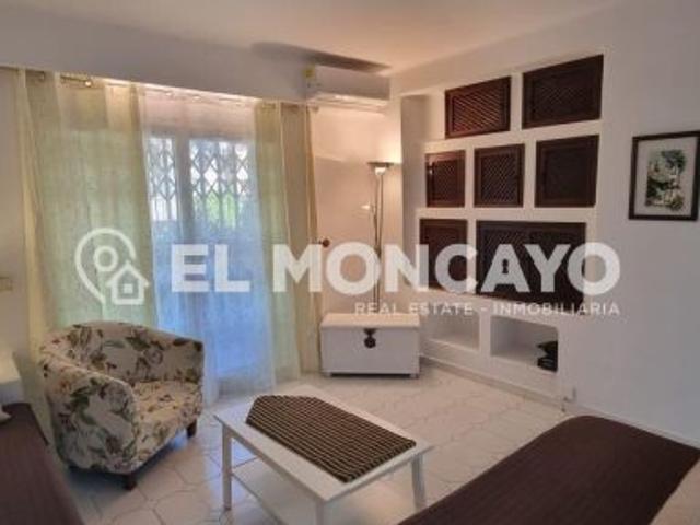 Fantástico apartamento con terraza privada en la exclusiva urbanicación de Aldea del Mar, a 300m de