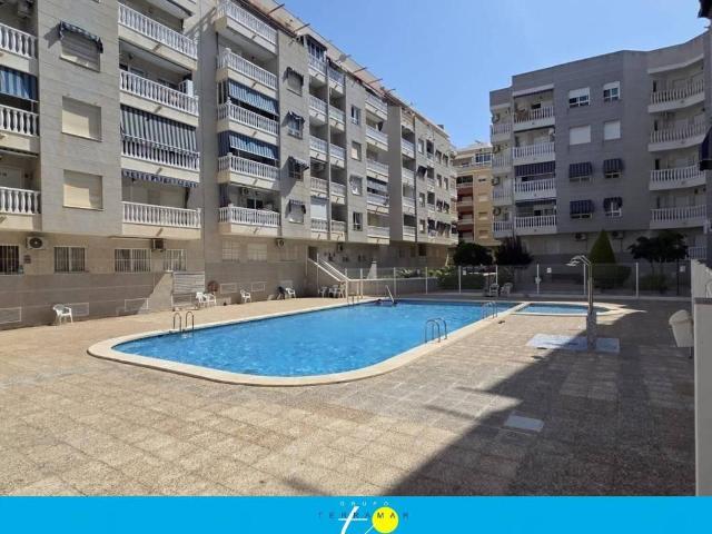 FANTASTICO APARTAMENTO CON PISCINA COMUNITARIA, TRASTERO Y GARAJE, IDEAL PARA VIVIR TODO EL AÑO