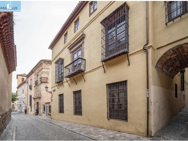 Fantástico apartamento junto Paseo de los Tristes con licencia turística en vigor