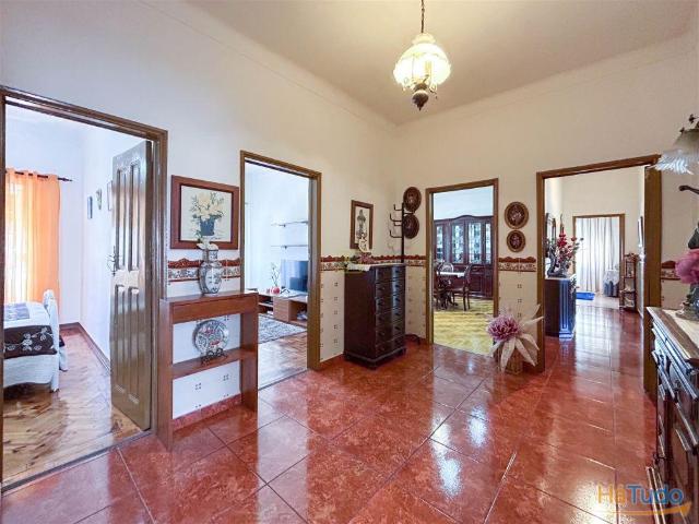 Fantastico apartamento T5 em pleno centro da cidade de castelo Banco | 26064082372