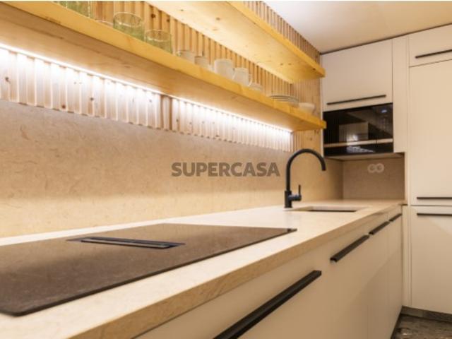 Fantastico Apartamento T1 Exclusivo com Piscina Interior a 5 Minutos do Marquês de Pombal, Lisboa