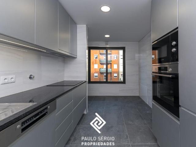 Fantástico apartamento T2 na Boavista, Porto 114m² Cedofeita, santo ildefonso, sé, miragaia, são nicolau e vitória