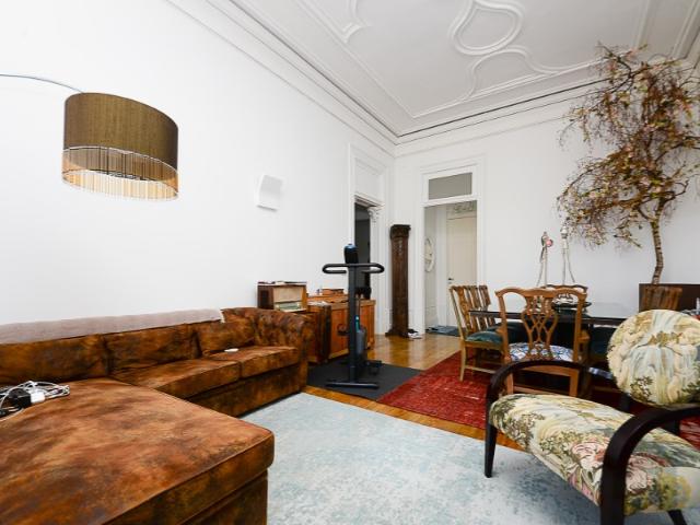 Fantástico Apartamento T2 Duplex, localizado na baixa da cidade do Porto