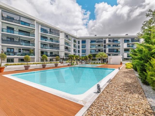 Fantástico apartamento T3 com terraço com vista mar no condomínio privado ’S. Miguel Residence’