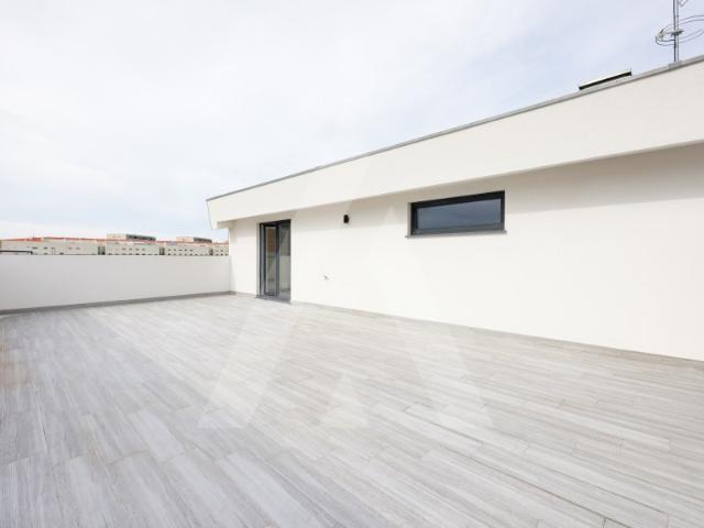Fantástico Apartamento T3 Duplex junto ao Glicínias!
