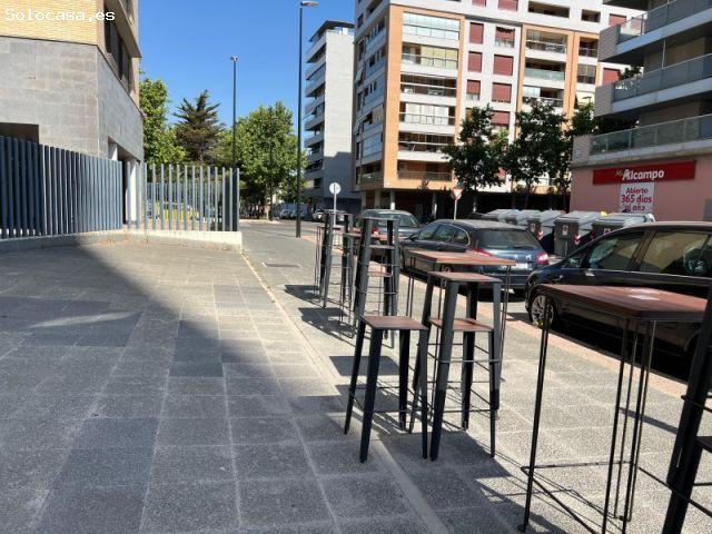 FANTÁSTICO BAR EN CALLE CAMINOS DEL NORTE