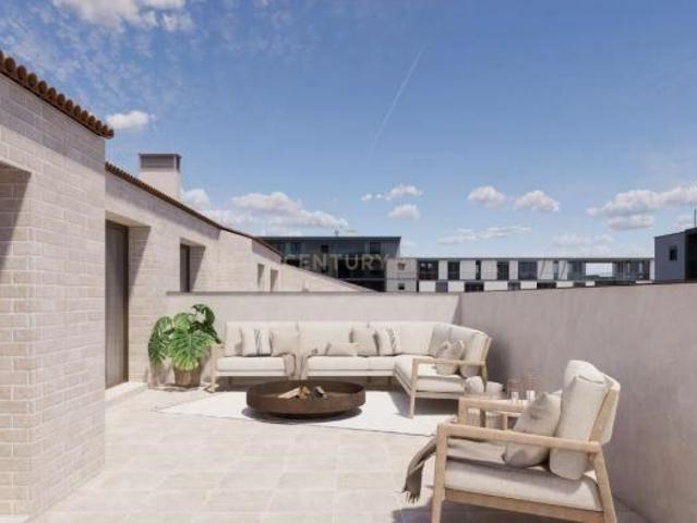 Fantástico dúplex 2º piso nº4 de 3 habitaciones con terraza en Calle del Sol, Sabadell