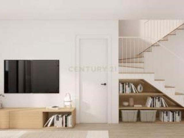 Fantástico dúplex de 3 habitaciones con terraza en Calle del Sol, Sabadell