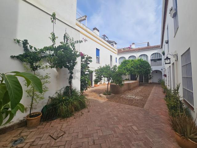 Fantástico dúplex en San Lorenzo, una vivienda con encanto muy bien ubicada y con plaza de garaje