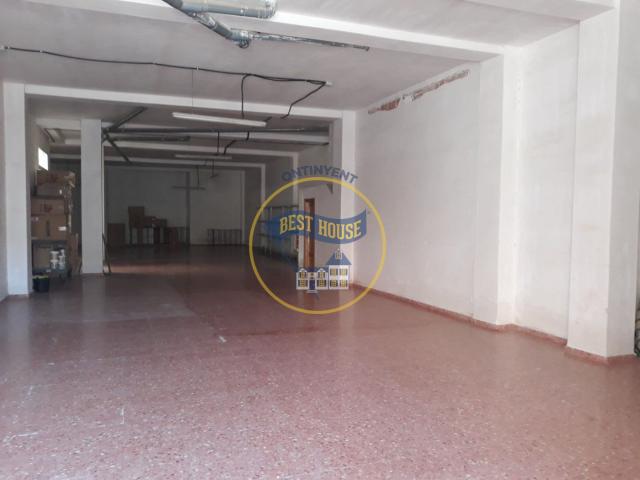 FANTASTICO LOCAL EN VENTA EN ONTINYENT