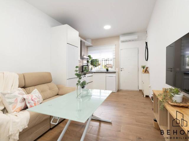 Fantástico local reformado como vivienda en planta baja