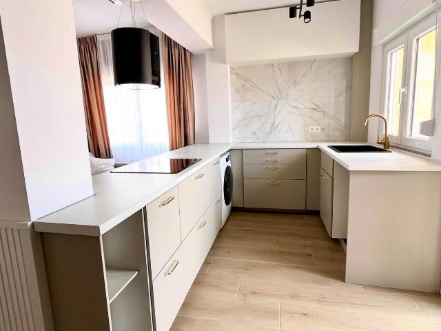 FANTÁSTICO PISO COMPLETAMENTE REFORMADO JUNTO AL PASEO DEL MAR MENOR