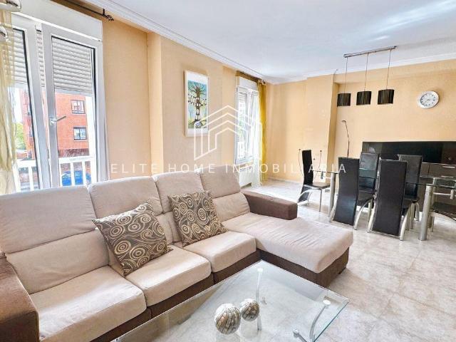 FANTASTICO PISO CON MÁS DE 130 M2 PLAZA DE GARAJE Y TRASTERO