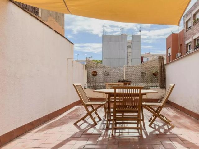 Fantastico piso con terraza en el corazon de vila de gracia