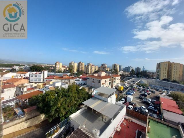 Estupendo Piso con Vistas en San Bernabé Vivienda VPO