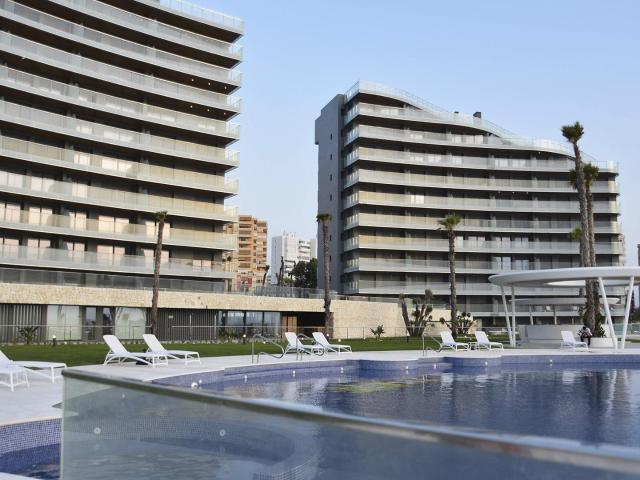 Exclusivo piso de lujo en primera línea – Playa San Juan – SIDI