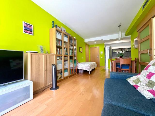 Magnífico Piso con Balcón junto al Fórum