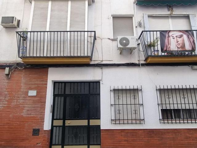 FANTASTICO PISO EN CASCO HISTORICO DE TRIANA