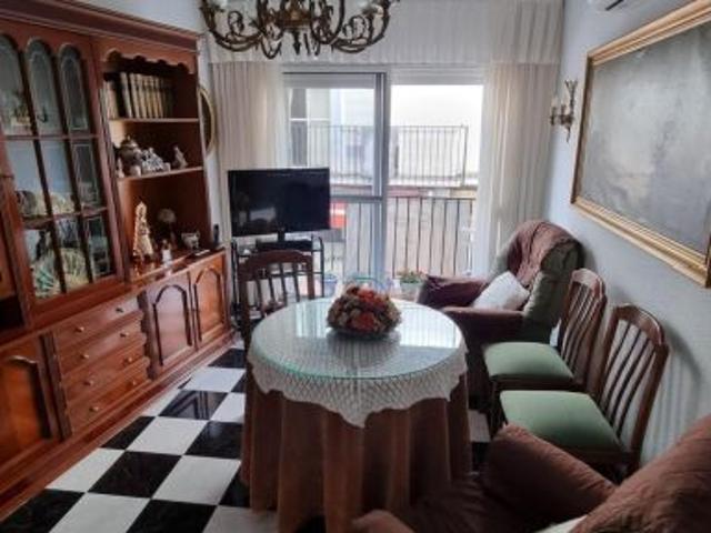 FANTASTICO PISO EN CASCO HISTORICO DE TRIANA