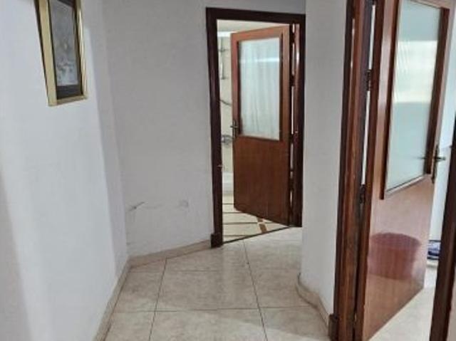 FANTASTICO PISO EN AGENTES COMERCIALES
