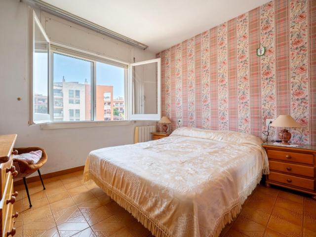 FANTASTICO PISO EN EL CORAZÓN DE CAMBRILS