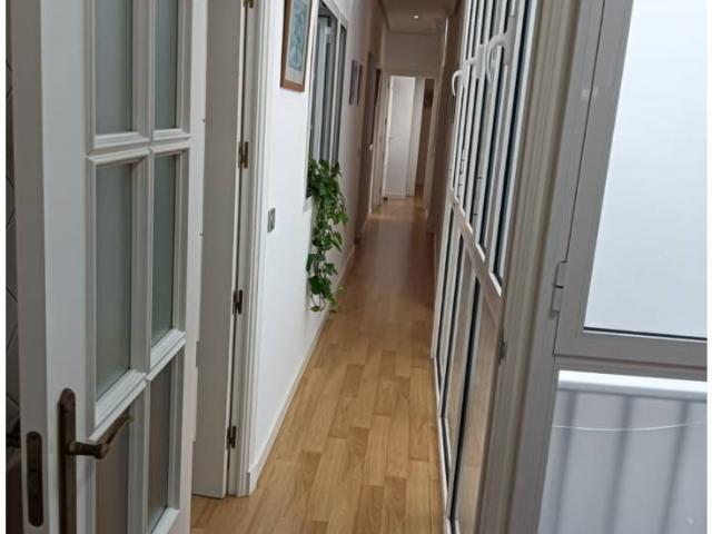 FANTASTICO PISO EN EL CENTRO DE CADIZ
