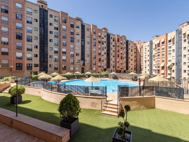 FANTASTICO PISO EN ROTONDA EUROPA
