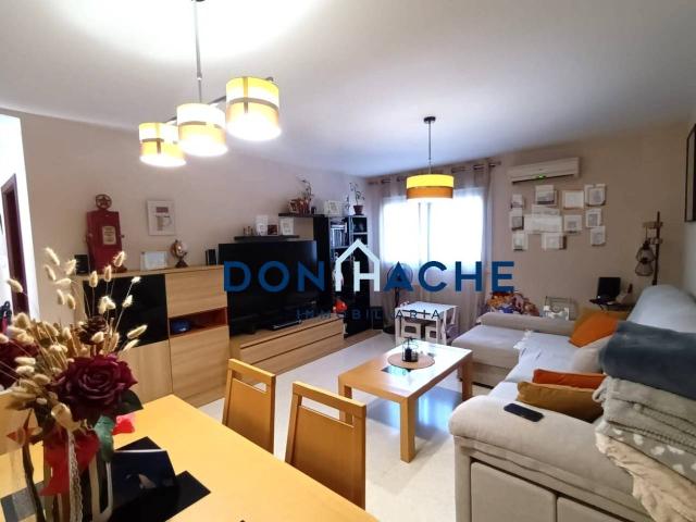 FANTÁSTICO PISO EN ZONA ESTE /DON HACHE INMOBILIARIA