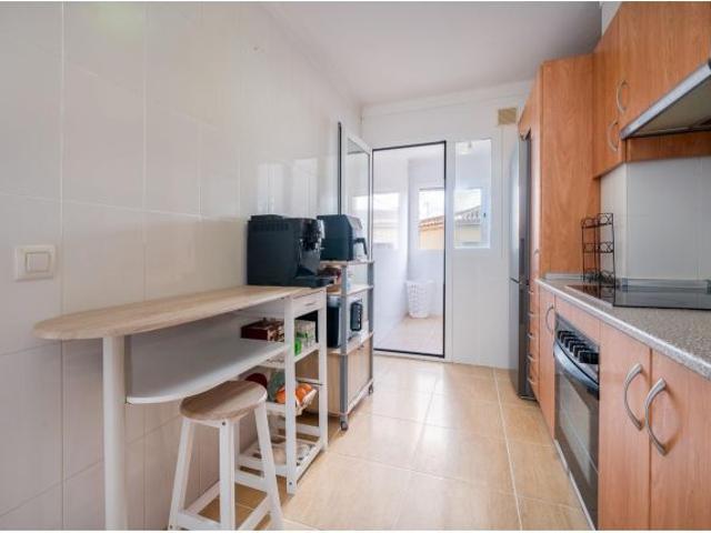 Fantástico primer piso con gran terraza