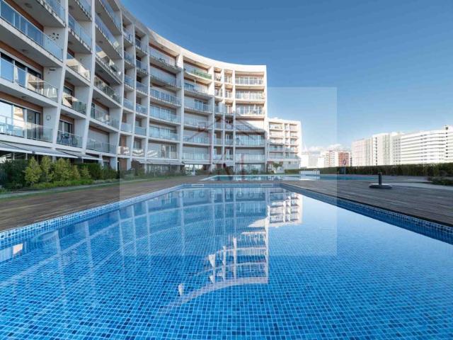 Fantástico T1 em Condomínio Parque das Nações