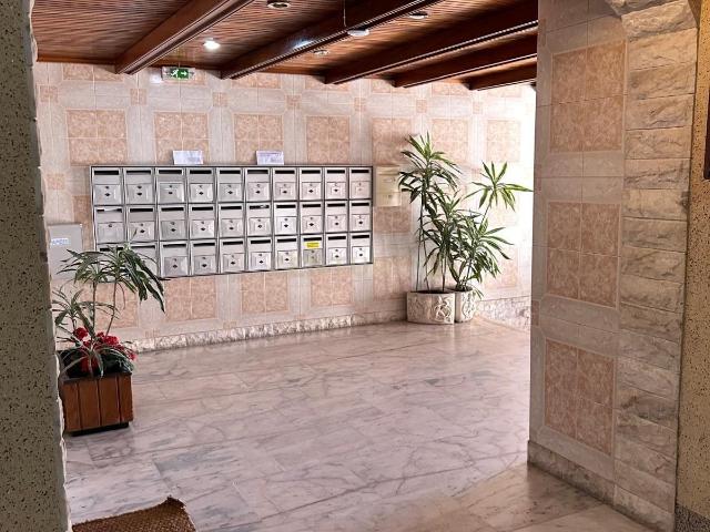 Fantástico T2 em Massamá com 108m2 de área Bruta Privativa