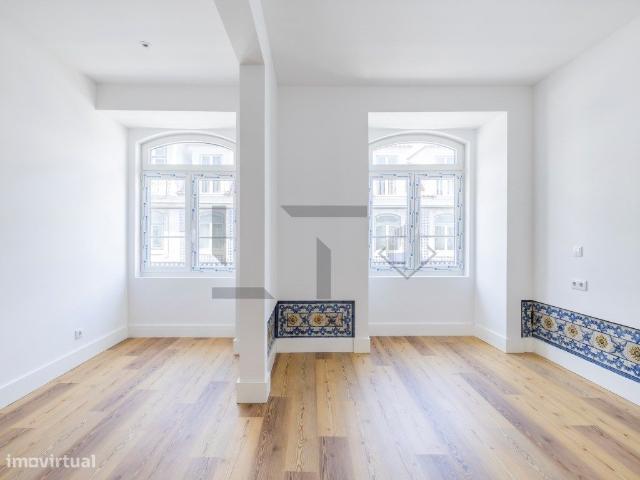 Fantstico Apartamento T3 Na Baixa Pombalina com Licena AL Ativa N.