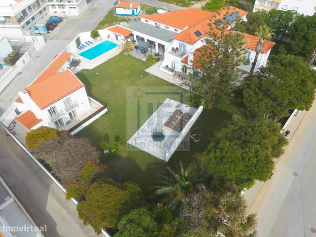Fantstica Unidade de Alojamento Turstico junto praia da Consolao