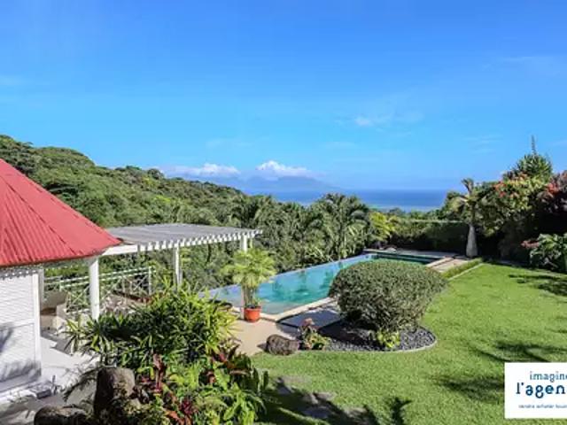 Faaa 98704 Achat / Vente maison 4 pièces t4 piscine terrasse