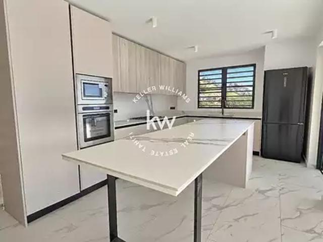 Faaa 98704 Achat / Vente maison 5 pièces t5 piscine terrasse