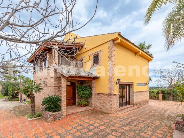 Fabulosa Casa de Campo en Venta en Náquera, Valencia