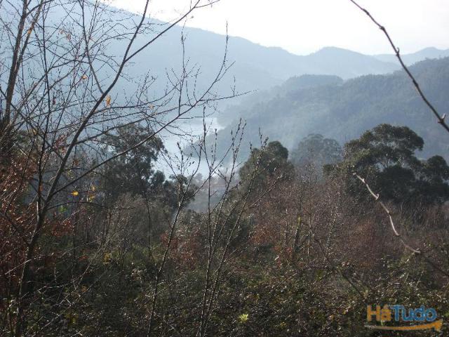 Fabuloso terreno Rustico com excelentes acessos. Área aproxi. 1670 m2. | 26083709181
