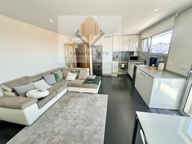 Fabuloso Apartamento T1 Recuado com Terraço e Box Centro d. 65m² Oliveira Do Douro