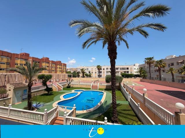 FABULOSO APARTAMENTO CON PISCINA COMUNITARIA, IDONEO COMO VACACIONAL