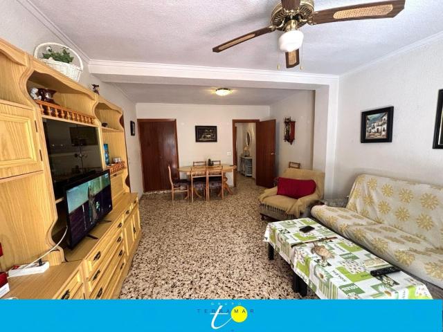 FABULOSO APARTAMENTO PARA REFORMAR, GRAN POSIBILIDAD DE INVERSION