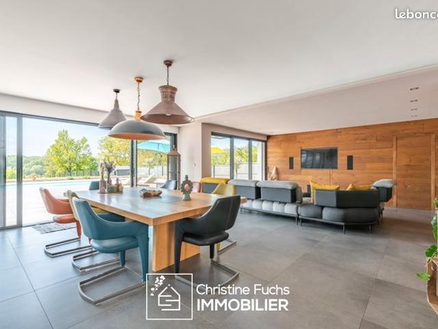 Fabuleuse villa contemporaine avec la nature pour horizon …
