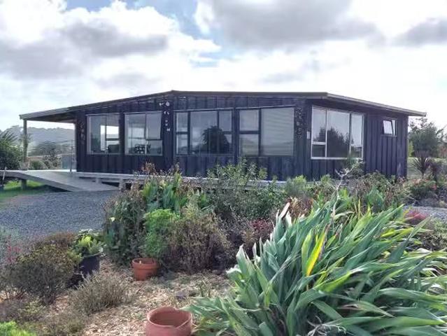 FAB NEW 4 BAY WORKSHOP & Cute Cabin – First National Real Estate