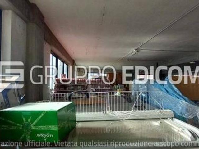 Fabbricati costruiti per esigenze commerciali in vendita a Marina di Gioiosa Ionica Rif. 4540944