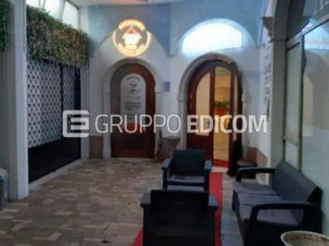 Fabbricati costruiti per esigenze commerciali in vendita a Campobasso Rif. 4543417