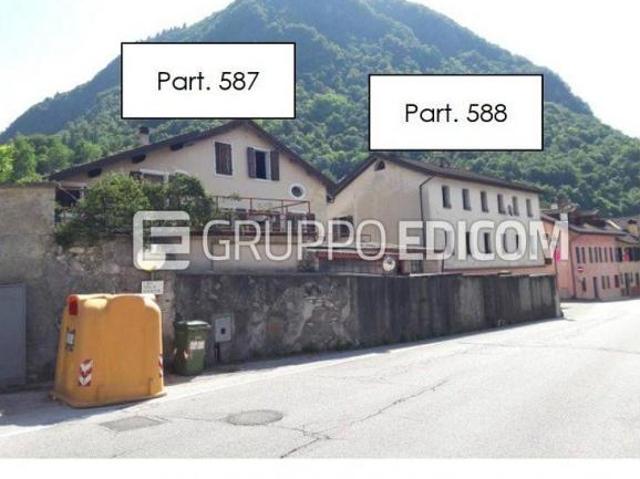 Fabbricati costruiti per esigenze commerciali in vendita a Fonzaso Rif. 4548856