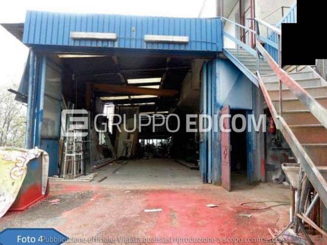 Fabbricati costruiti per esigenze industriali di 1705 mq in vendita a Lamezia Terme Rif. 4518717
