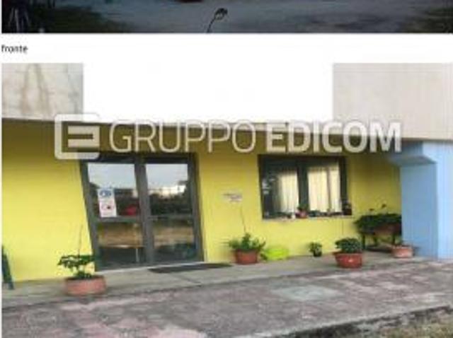 Fabbricati costruiti per esigenze industriali di 375 mq in vendita a San Bartolomeo in Galdo Rif. 4549854