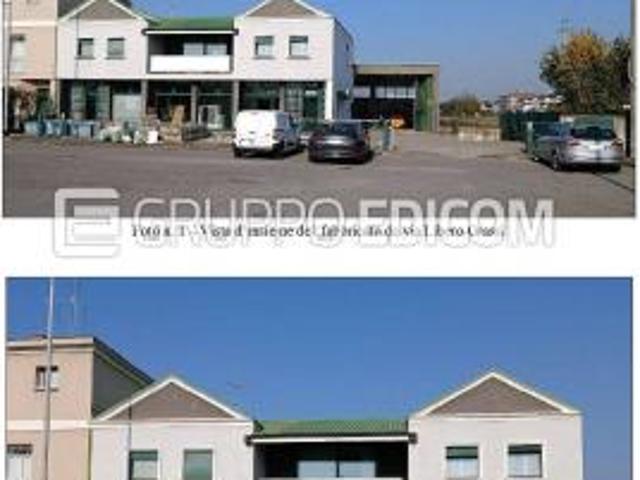 Fabbricati costruiti per esigenze industriali di 818.47 mq in vendita a Urago d'Oglio Rif. 4543655