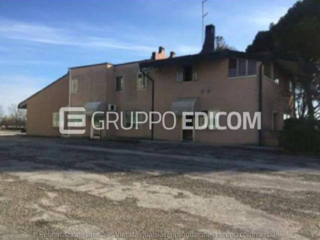 Fabbricati costruiti per esigenze industriali in vendita a Mira Rif. 4541447